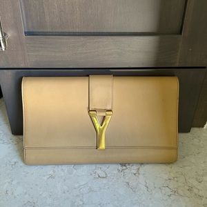 Saint Laurent Classic Y Clutch